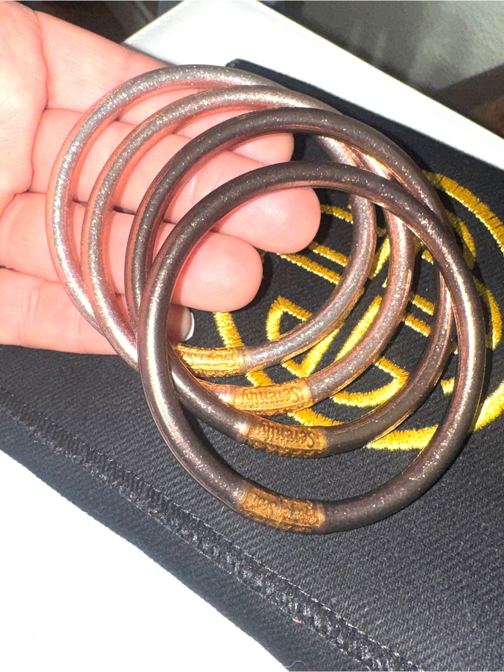 Budhagirl bangles Fawn~Rose Gold & Gold Stackable Bangle Set. size Medium. - Picture 10 of 11